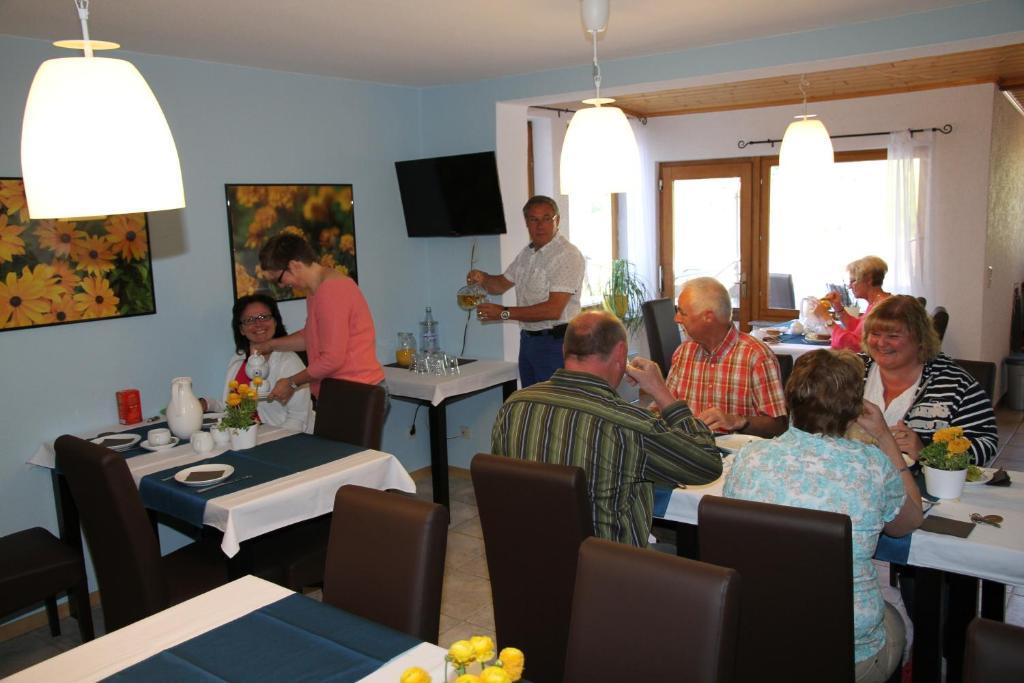 מזניך Ferienweingut Serwaziwein מראה חיצוני תמונה
